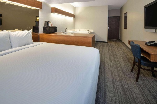 Baymont by Wyndham Las Vegas South Strip image 10