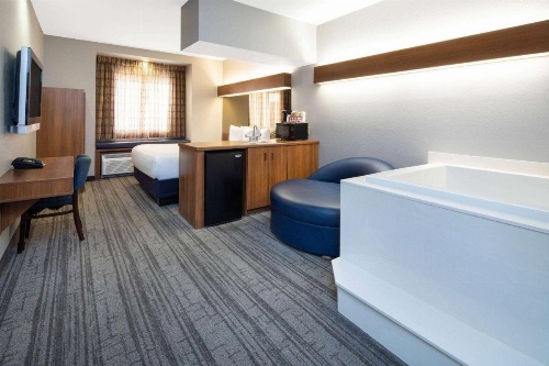 Baymont by Wyndham Las Vegas South Strip image 22