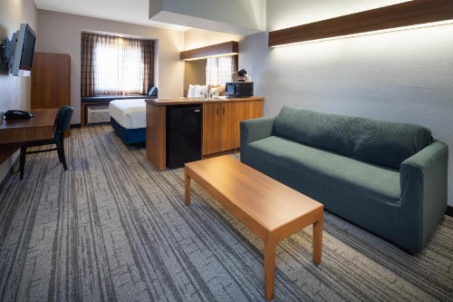 Baymont by Wyndham Las Vegas South Strip image 25